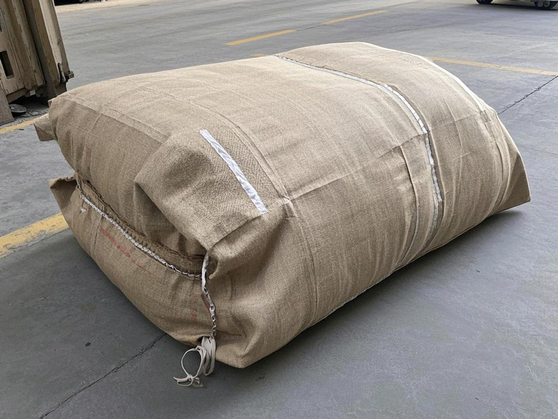 Heavy-duty PT fabric cargo bags used for transporting industrial goods, replacing traditional sacks