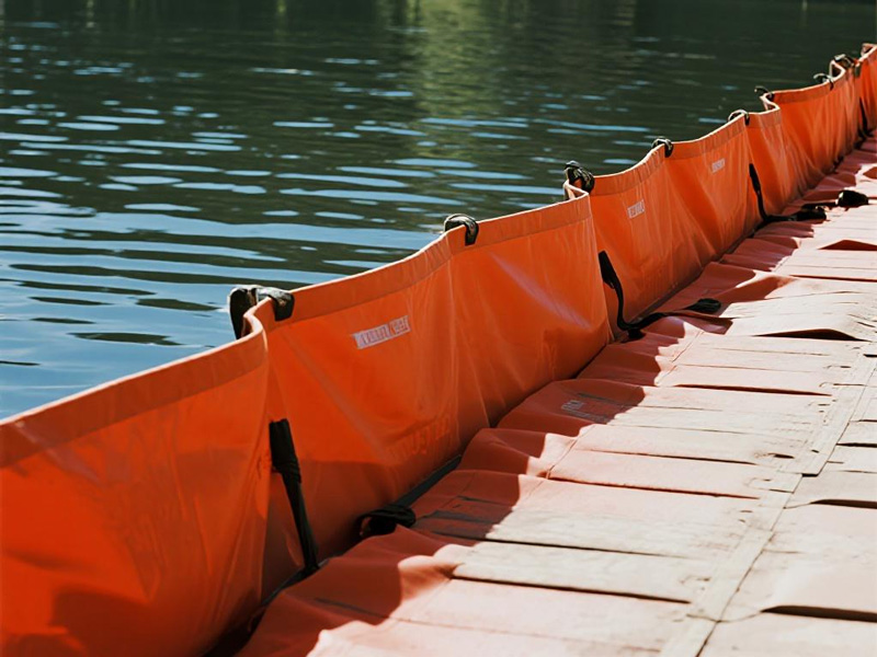 Waterproof tarp withstanding flood waters
