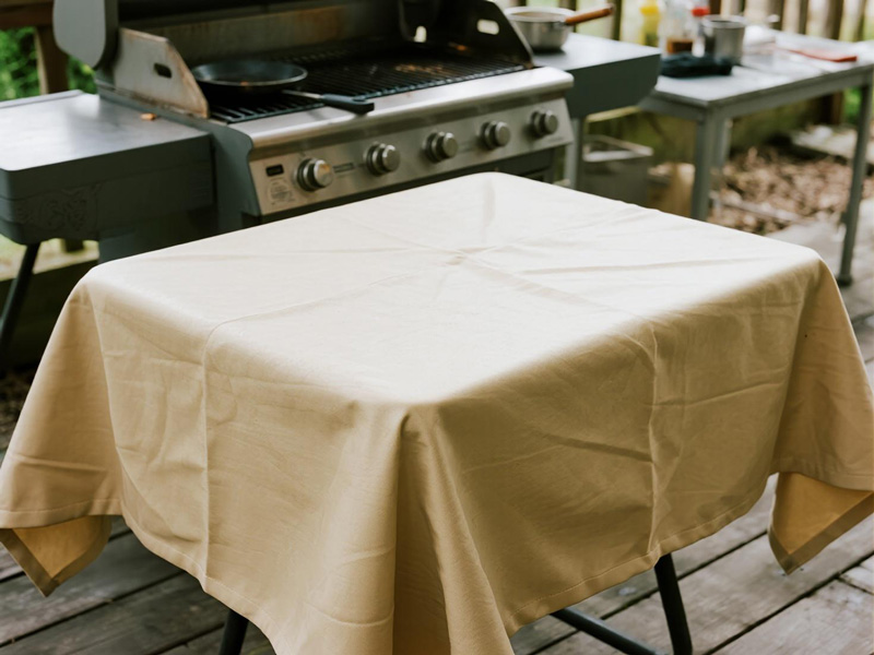 Fireproof test demonstration on BBQ mat