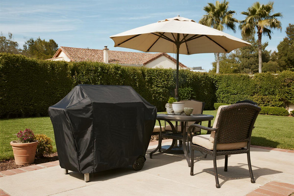 Outdoor special furniture with protective covers